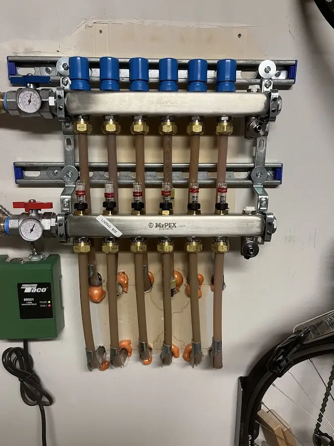 Plumber performing Gas Leak Detection at a residential property in Santa Fe